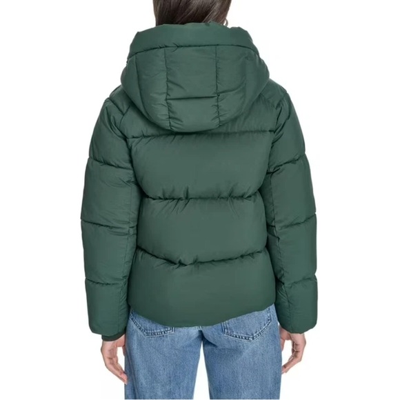 NWT Levi’s Women's Hunter Green Puffer Jacket- S & XL - Picture 4 of 13